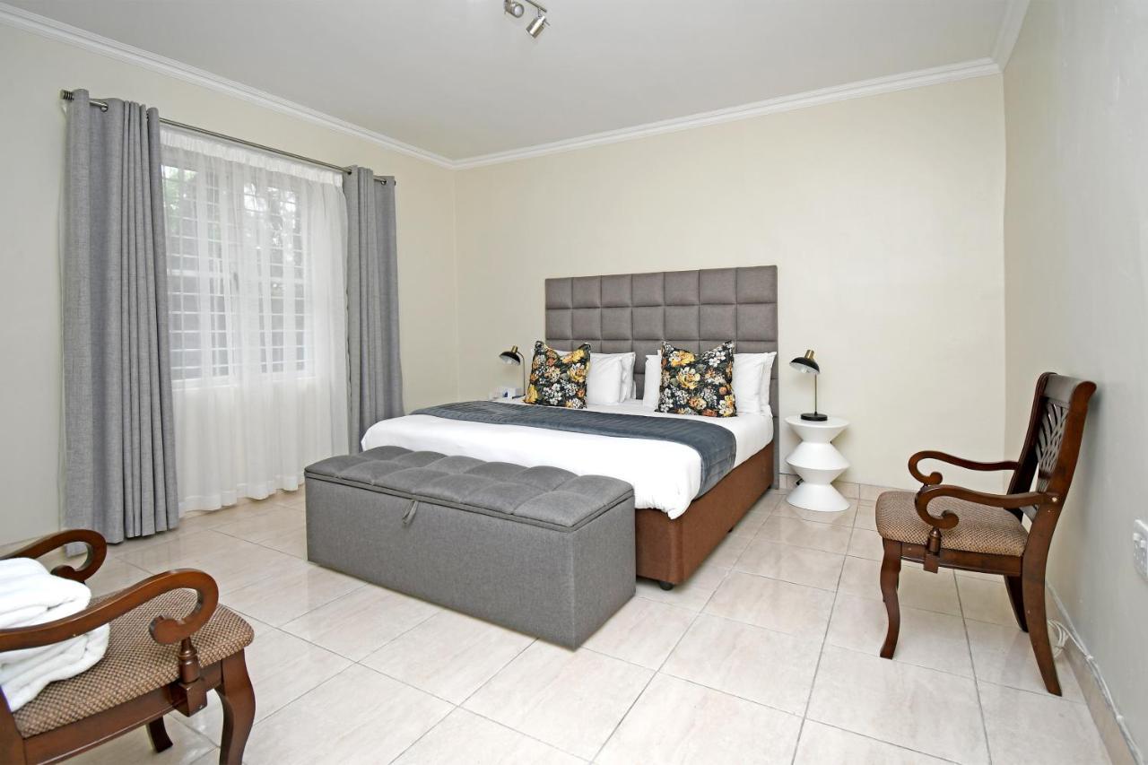 Zwelakho Furnished Apartments The Cube Johannesburg Kültér fotó